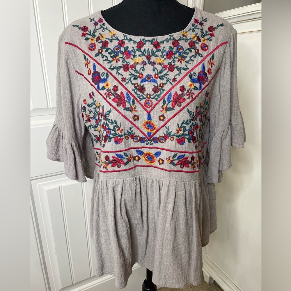 Umgee Embroidered Baby Doll Style Gauze Top